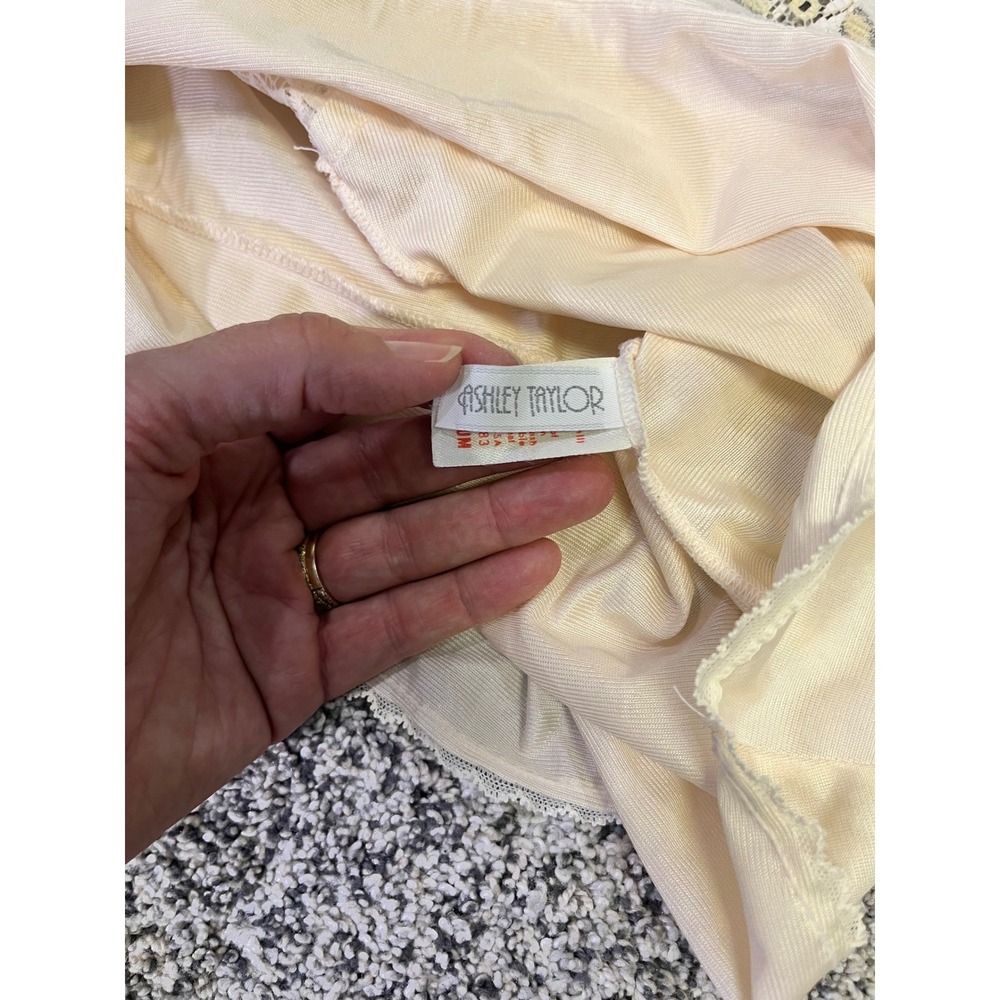 Y2K Vintage Ashley Taylor Lace Trim Cami Cropped Top Nylon Beige Lingerie Mediu - Picture 7 of 10